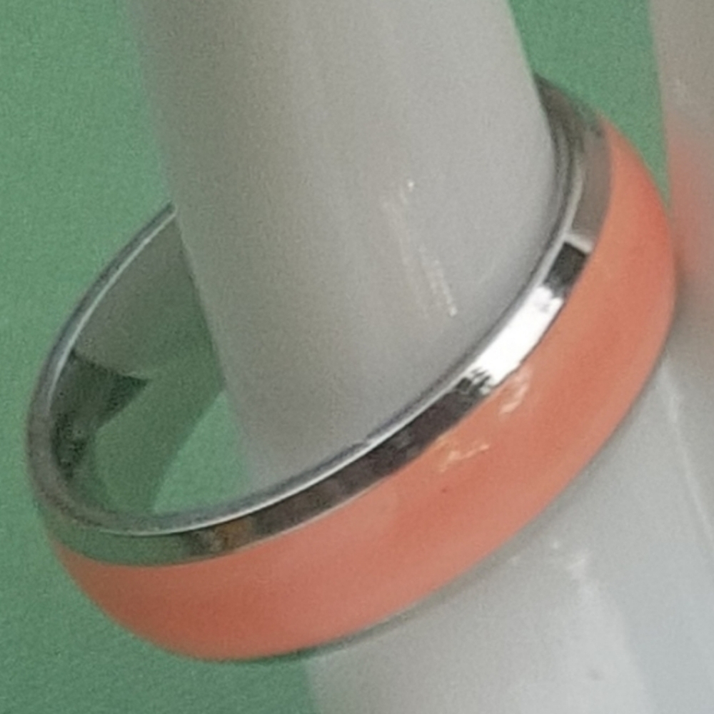 🍑 Luminous Peach Glow In The Dark Ring